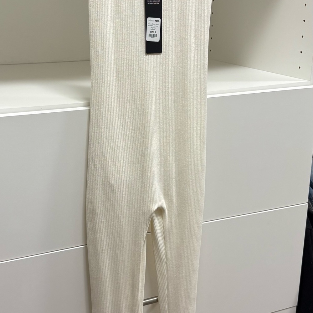 Fashion Nova Cream Ribbed Leggings